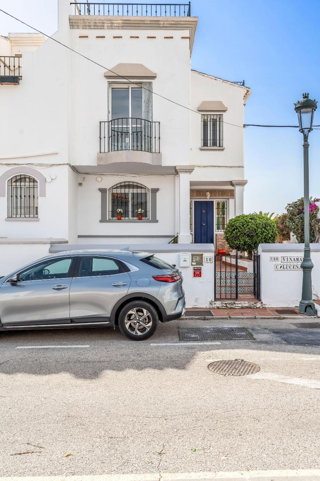 Chic Retreat With A Spacious Garden, Near Burriana Vakantiehuis Nerja