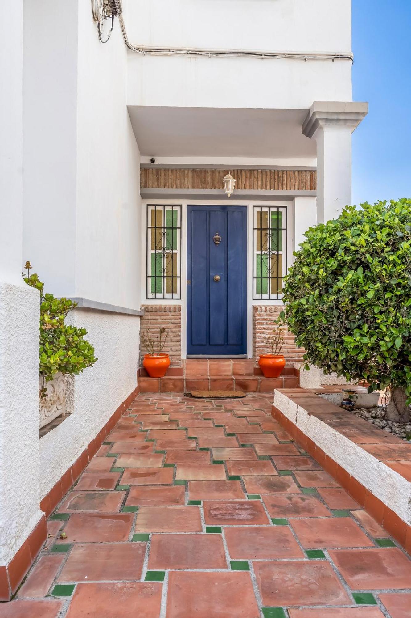 Vakantiehuis Chic Retreat With A Spacious Garden, Near Burriana Nerja